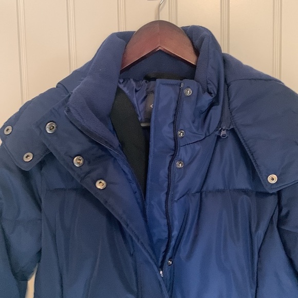 St John’s Bay Blue Long Insulated Puffer Coat Jacket Removable Hood Zip Up Small - Picture 5 of 15